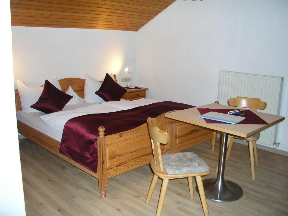 Ferienwohnungen Pension Sonnblick Krumbach  Exterior photo